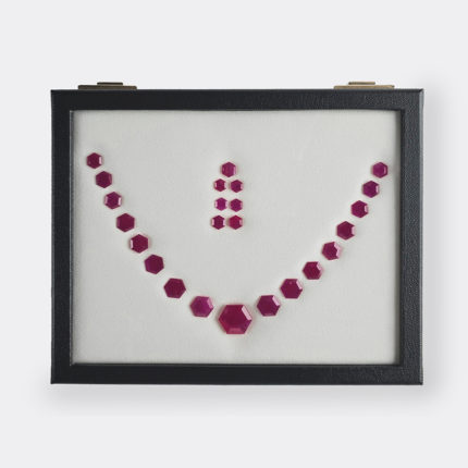 MOZAMBICAN RUBY HEATED LAYOUT